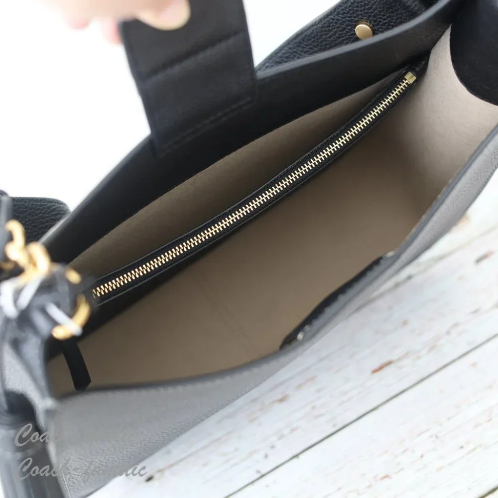 NWT Tory Burch Thea Web Large Shoulder Bag Leather Crossbody in Black - Picture 12 of 13